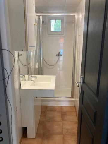 L'Appartement Du Micocoulier Salon-de-Provence Eksteriør billede